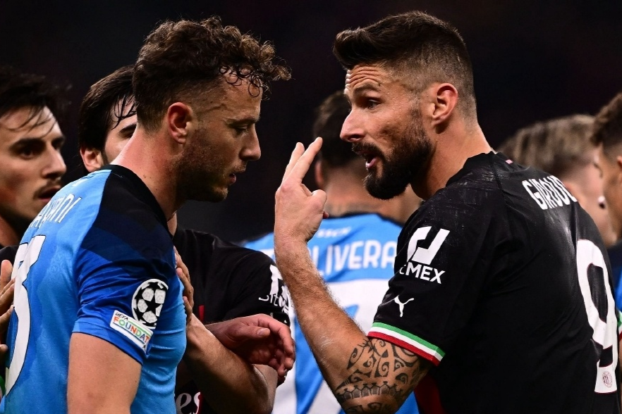 IM电竞平台 -关于里程碑夜！那不勒斯战术微调；意甲集结日刷纪录；态度坚定；身体对抗强度拉满的信息